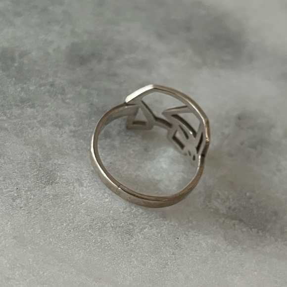 Silver geometric elephant ring size 5.5 or 5 1/2 - Picture 7 of 8